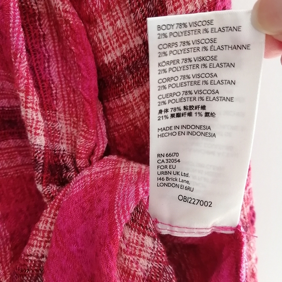 Anthropologie Pilcro Hadley Relaxed Pink Plaid Button Up Small - Picture 13 of 16